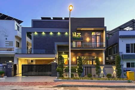 24 Marla House with Swimming Pool & Huge Extra Lawn