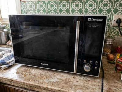 Dawlance Microwave Oven For Sale - Grill - Excellent