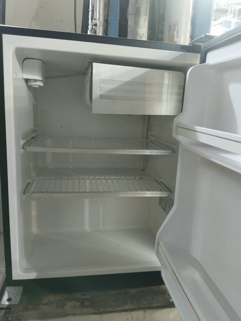 We Purchased All types of used AC / Window Ac / Split AC / Floor AC ...