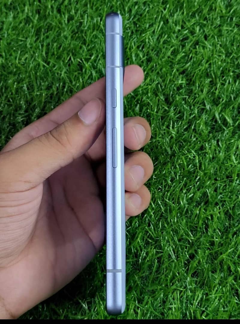 Google pixel 7a 3