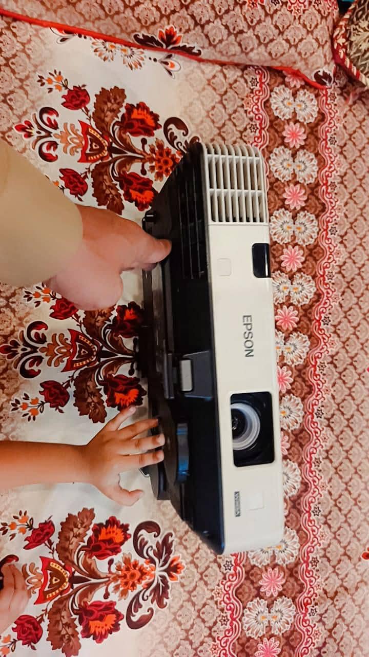 Eipson projecter 1