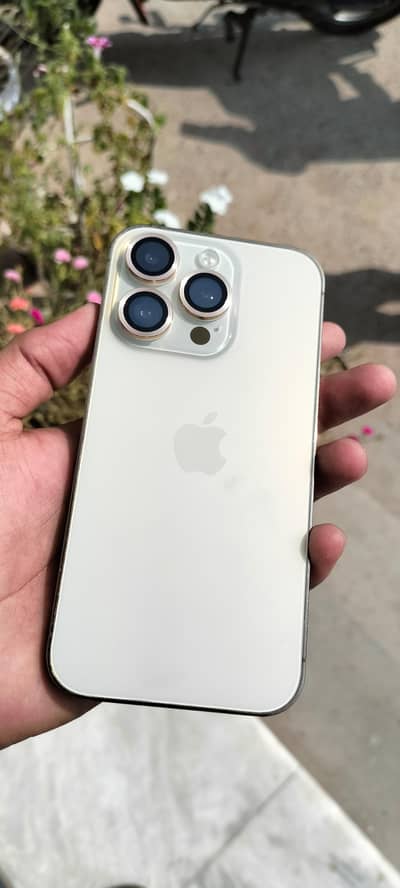 Apple iPhone 14 Pro