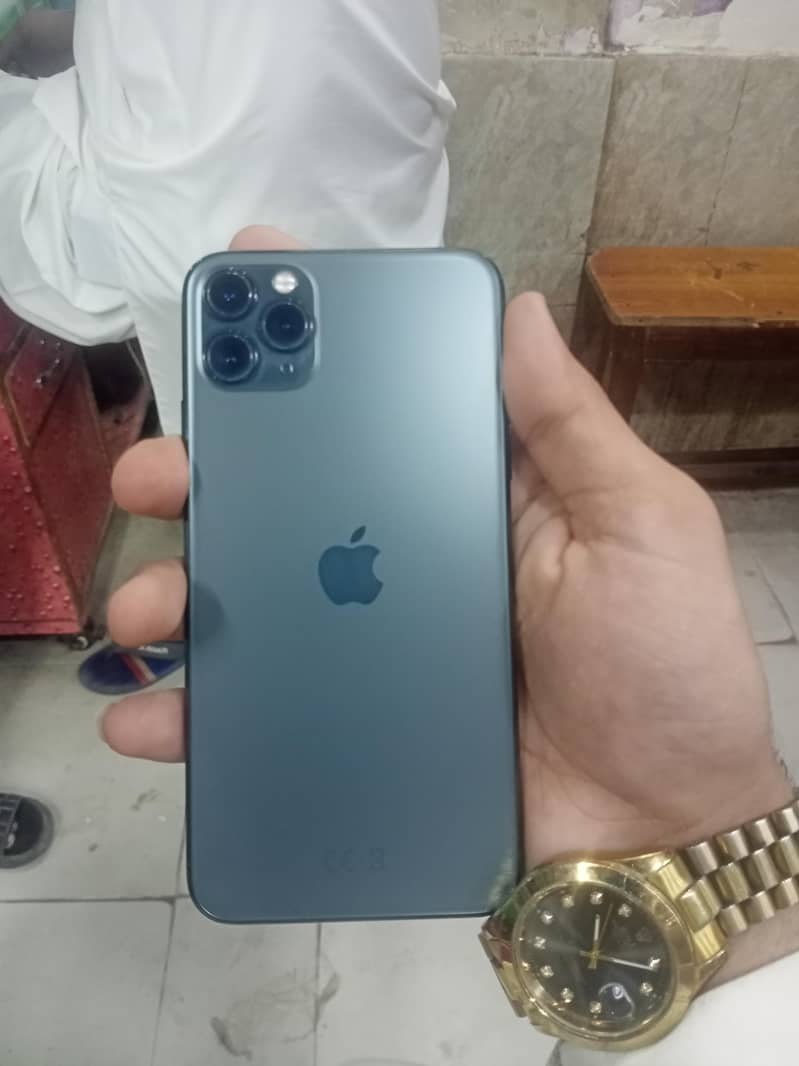Apple iPhone 11 Pro max 1