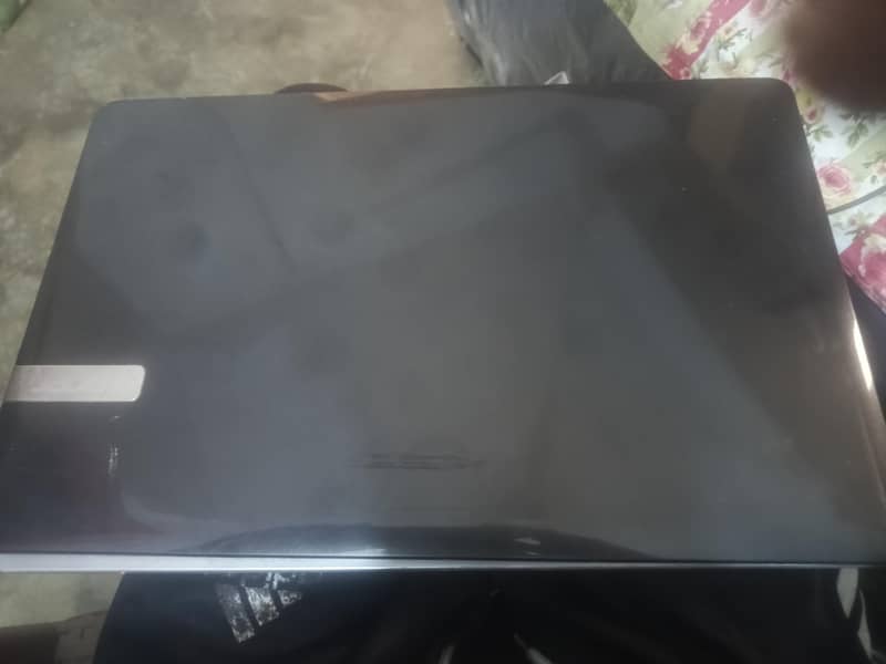 laptop second hand condition normal using 0
