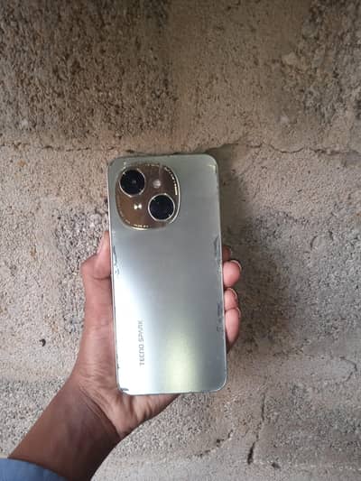 Tecno Spark Go 1