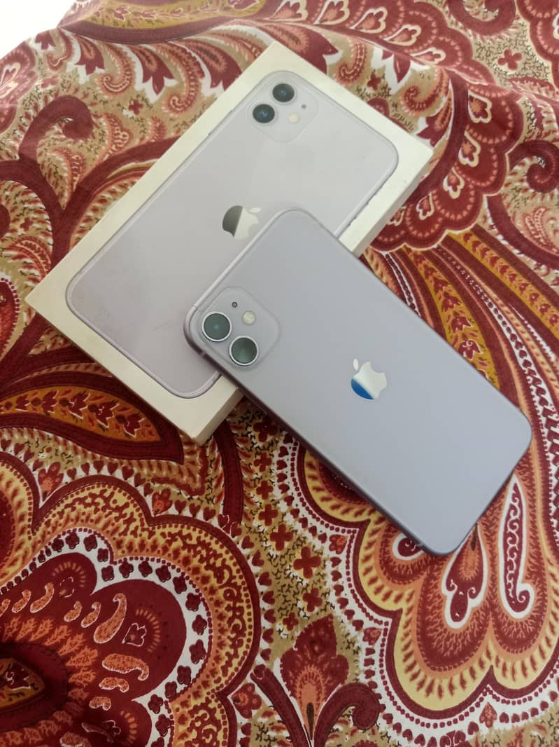 IPHONE 11 0