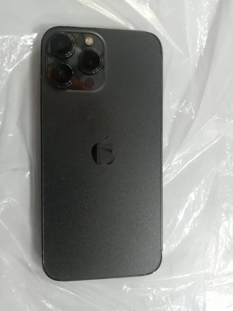 Apple iPhone 13 Pro Max 2
