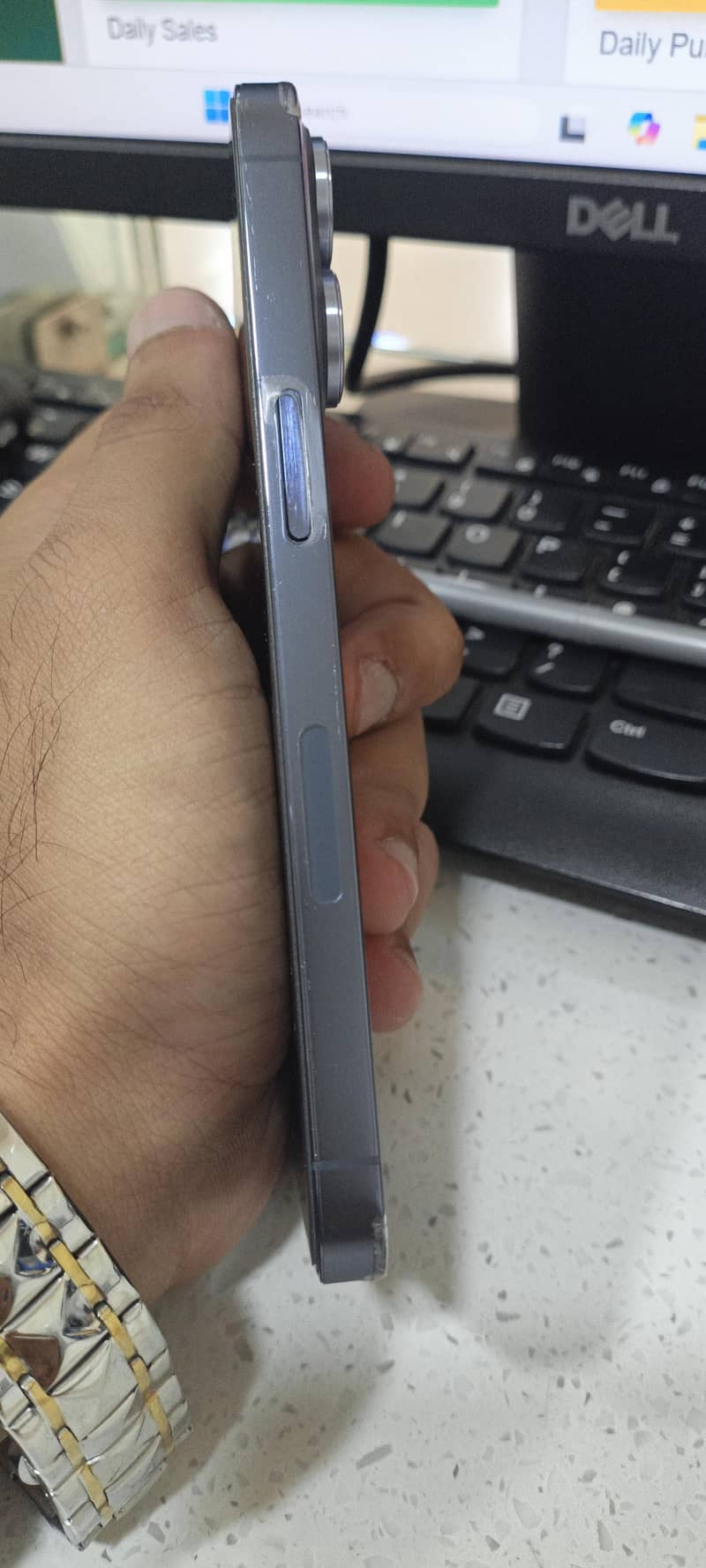 Apple iPhone 13 Pro 1