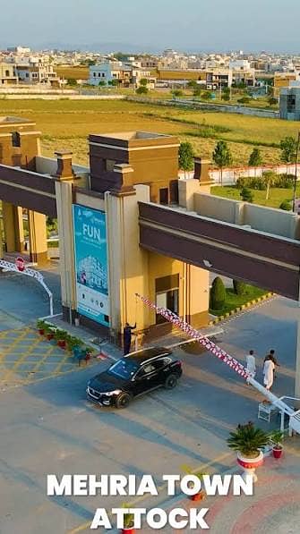 Urgent sale 6.5 Marla plot Opposite Mehria Farmhouse , Aslam Colony