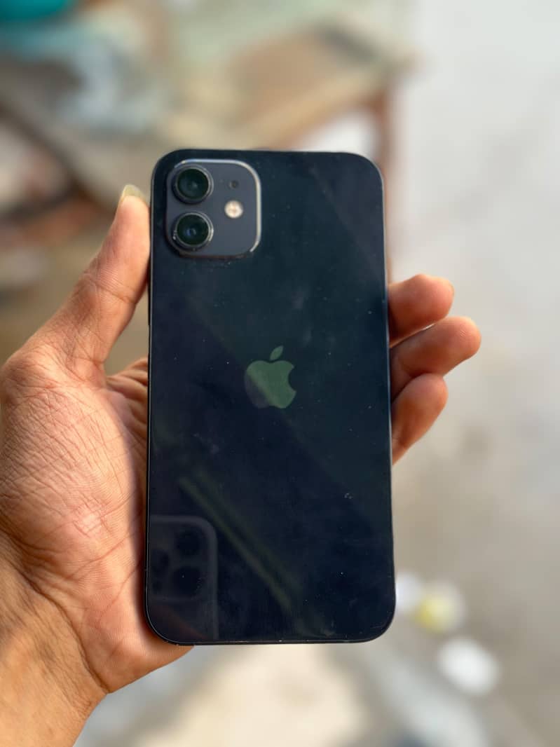 Apple iPhone 12 0