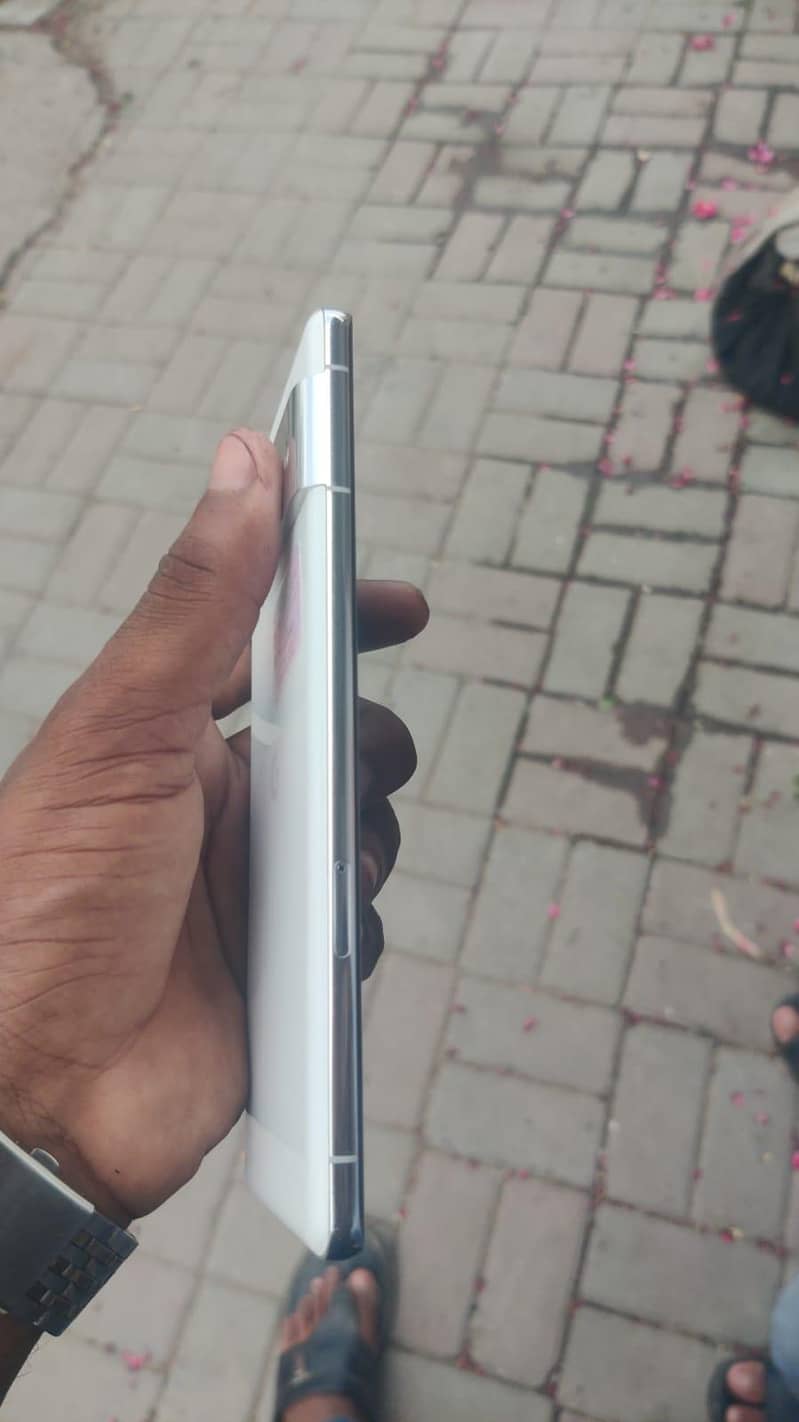 Google Pixel 7 Pro 2