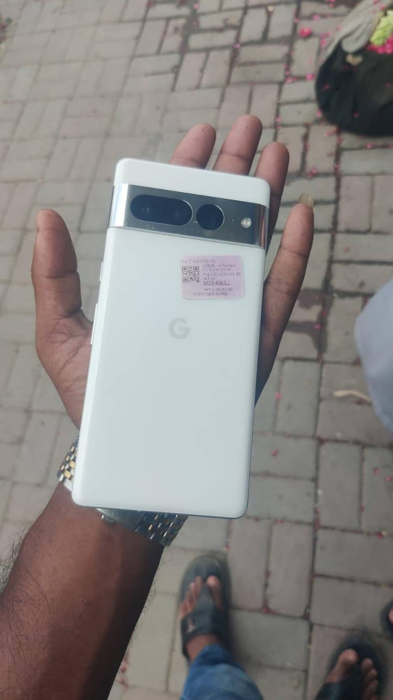 Google Pixel 7 Pro 4