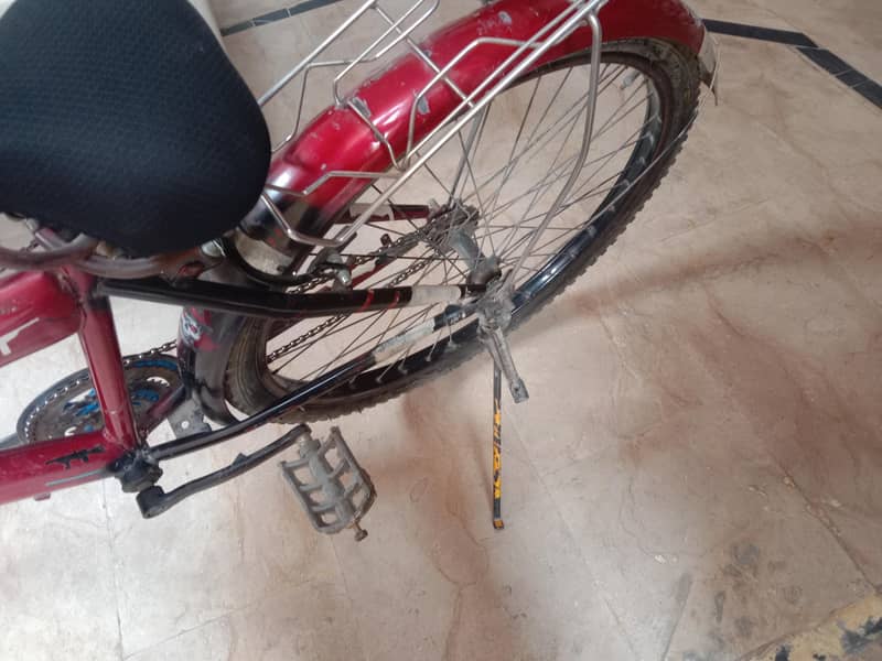 بچوں کے لیے سائیکل فور  سیل ہے 4