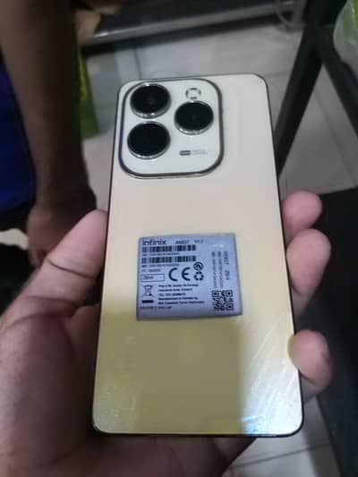 Infinix Hot 40 Pro