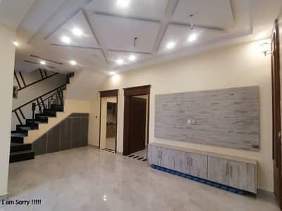 5 Marla house Lower Portiion Availble For RenT