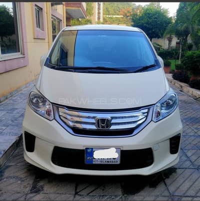 Honda Freed 2012