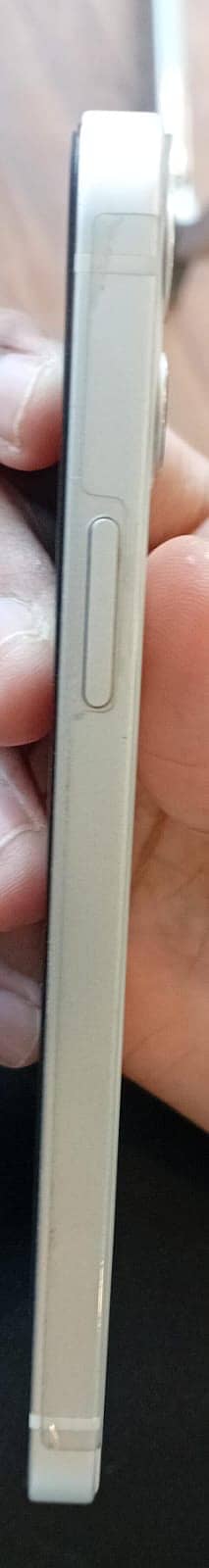 Apple iPhone 12 2