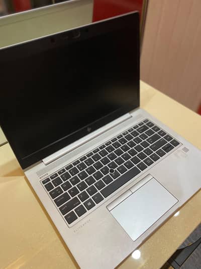 HP Elite Book 840 G5