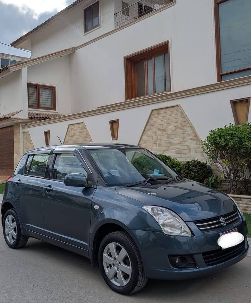 Suzuki Swift Model 2014(Automatic) 1