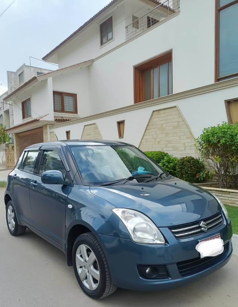 Suzuki Swift Model 2014(Automatic) 2