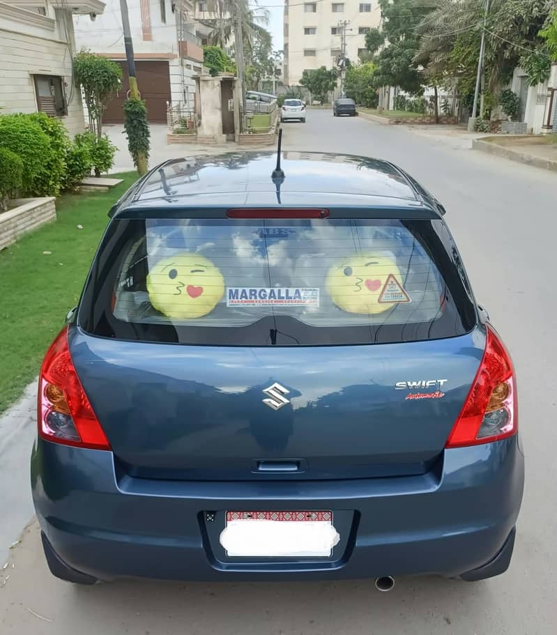 Suzuki Swift Model 2014(Automatic) 3