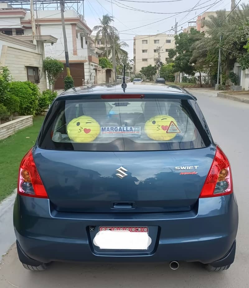 Suzuki Swift Model 2014(Automatic) 6