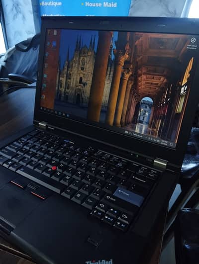 lenovo i5-2nd Gen 4GB RAM Thinkpad T420