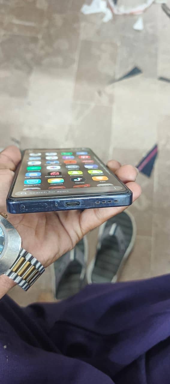 Infinix Note 40 6