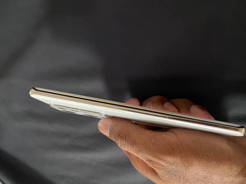 Infinix Zero 30 3