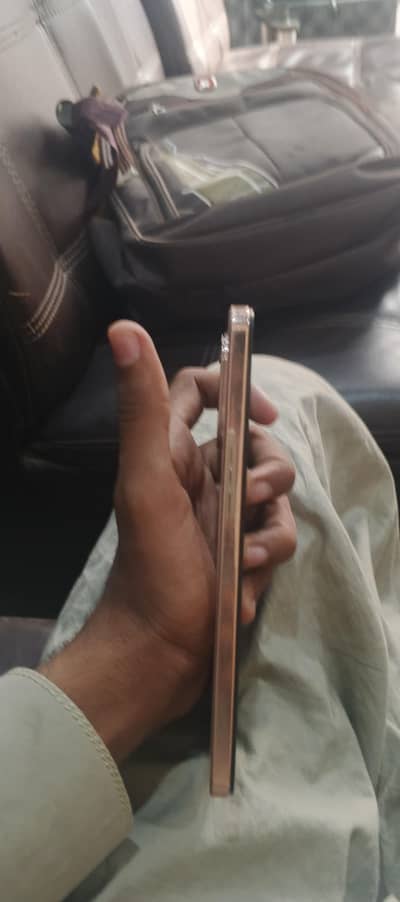 Vivo Y28