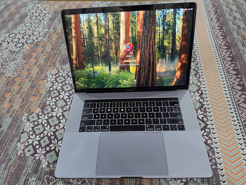 MacBook pro 2019 1
