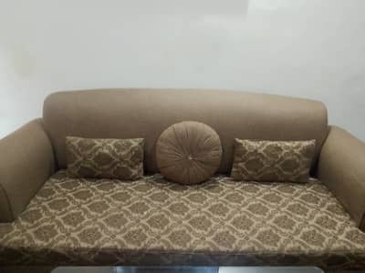 5 seater sofa set alongwith centre table cum dining table with 4 foam
