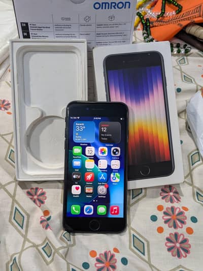 iPhone SE 3rd generation non pta home used 03271521558