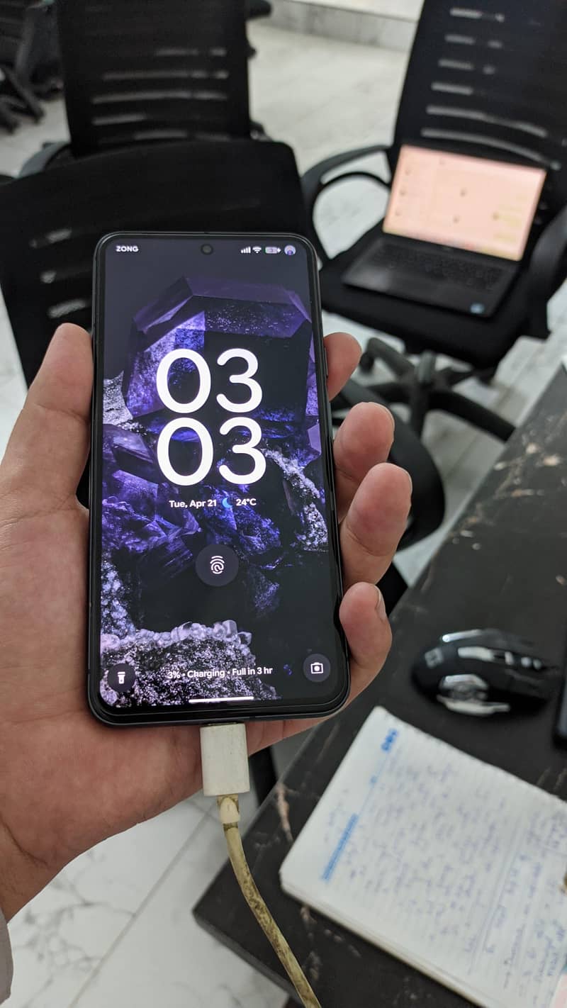 Google Pixel 8 1