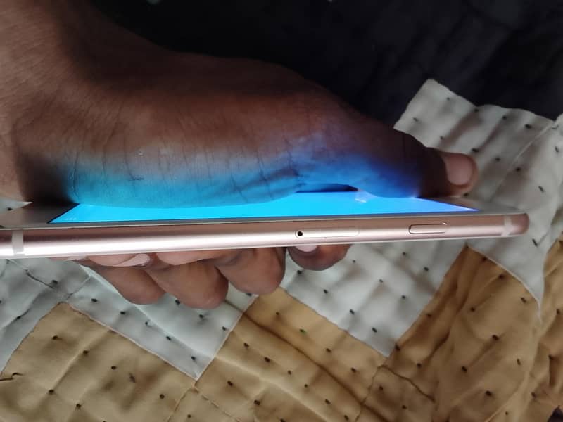 Apple iPhone 8 2