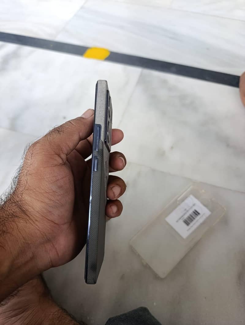 Infinix Note 40 5