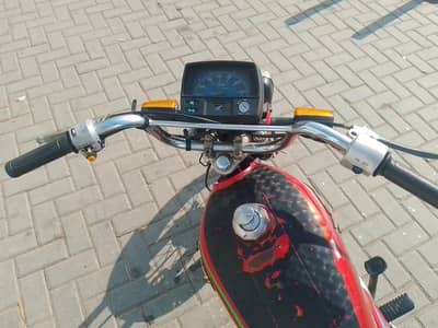 Road price 2016 model For Sale