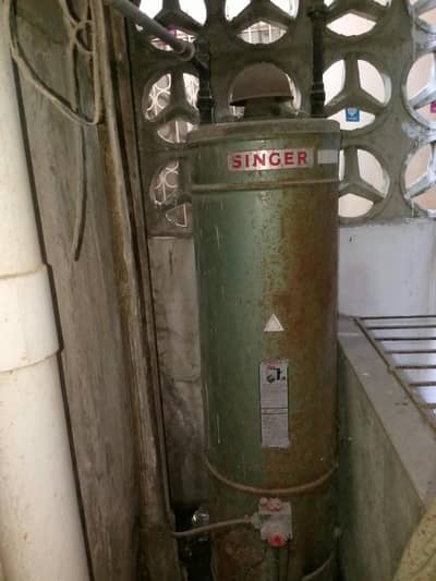 Singer Gas Geaser