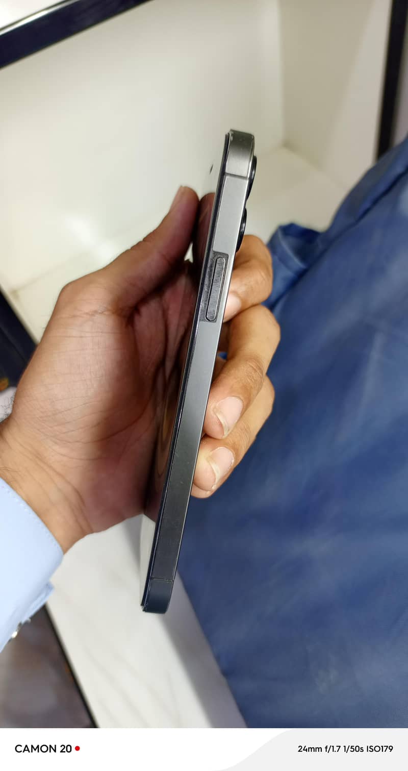 Apple iPhone 12 Pro 2