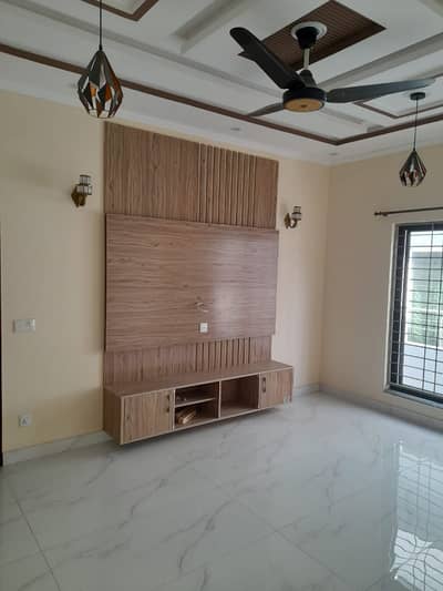 Wapda Town Phase 2 10 Marla Upper Portion Available For Rent