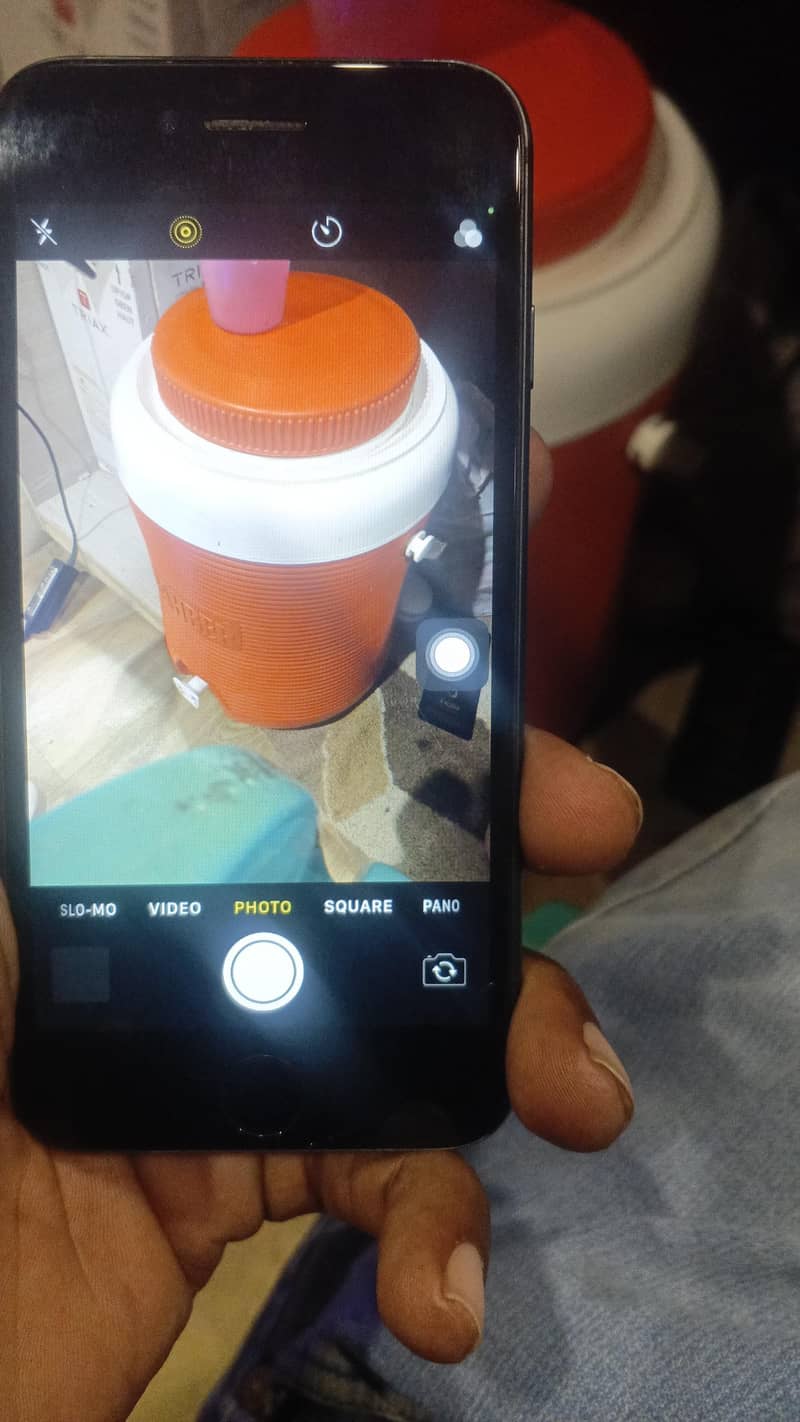 Apple iPhone 8 0