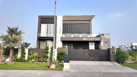 1 Kanal House Is Available For Sale In DHA Phase 7 Block Y Lahore