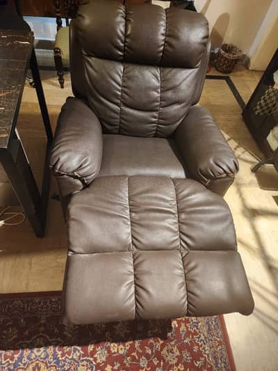 Imported Luxury Recliner for Sale | Premium Reclining Chair