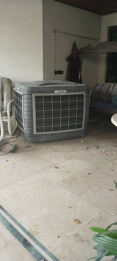 veloair air cooler 1 year use like new fully automatic with remote