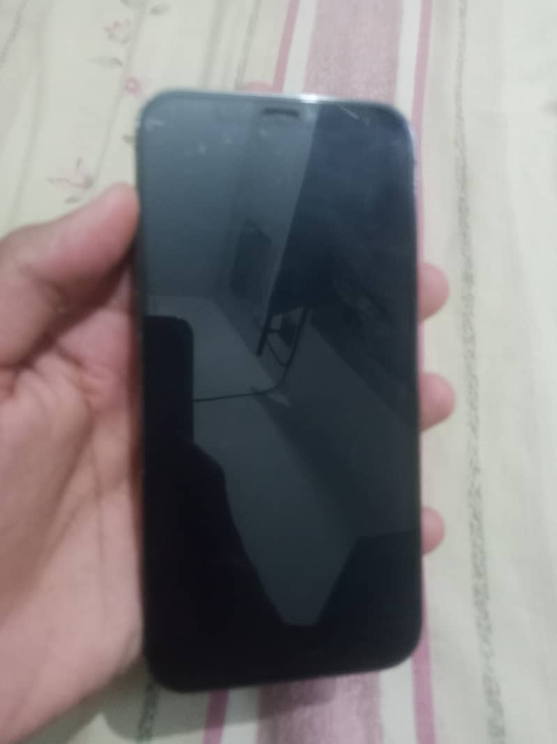 Apple iPhone 12 pro 1