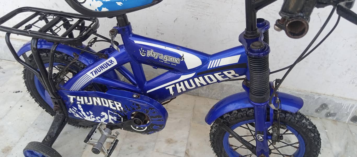 thunder imported bicycle 0