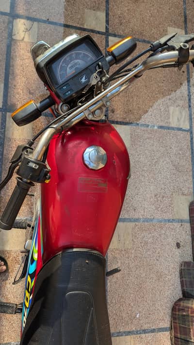 Honda CD 70 2024