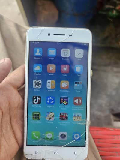 OPPO A37