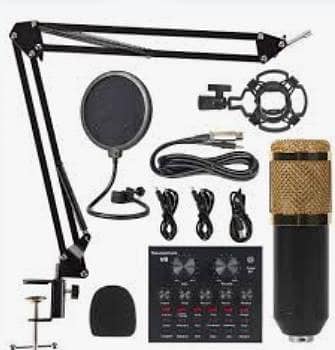 podcast Mike with v8 soundcard