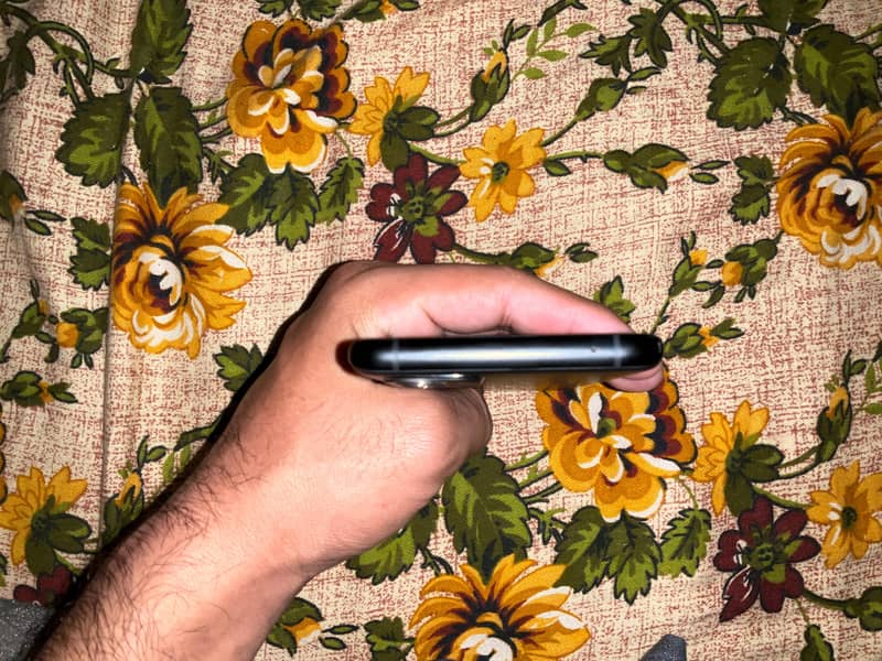 One Plus 9 Pro 6